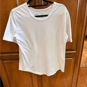 ZYIA Cream Short Sleeve Tee